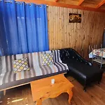 Cabanas Los Castanos Chovellen